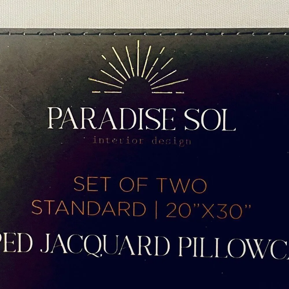 NWT PARADISE SOL Set of 2 White 20”x30” Standard clipped jacquard pillow cases
